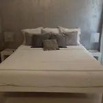 House 5 Bed & Breakfast