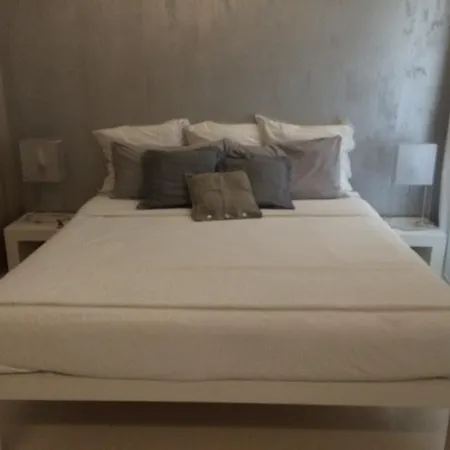 House 5 Bed and breakfast