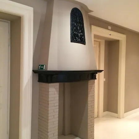 House 5