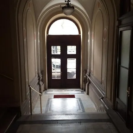 House 5 Bed & Breakfast Trieste