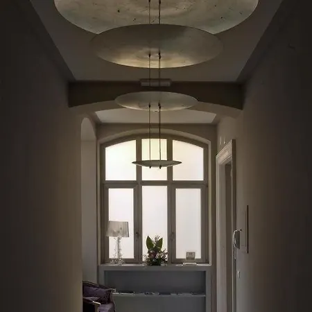 House 5 4*