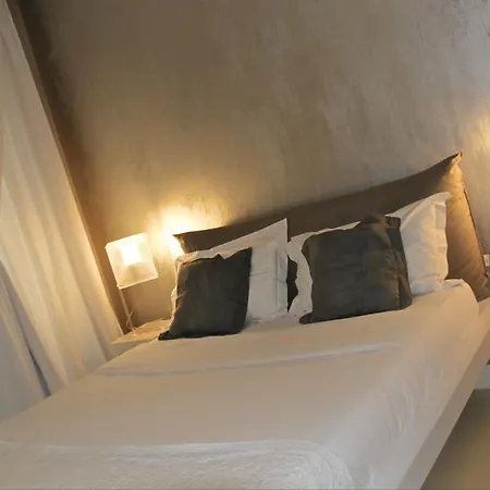 House 5 Bed & Breakfast 2*