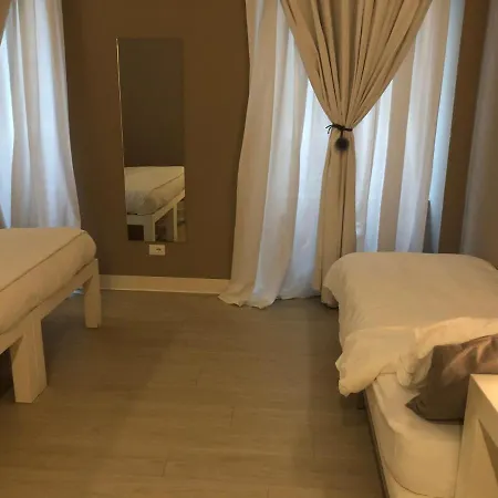 Bed & Breakfast House 5 2*